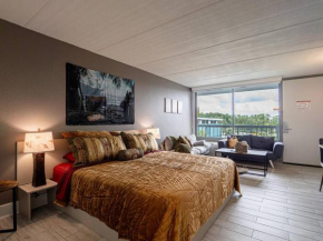 Relaxing 1BR Pirate themed Condo in Orlando Next to Disney with Pool view